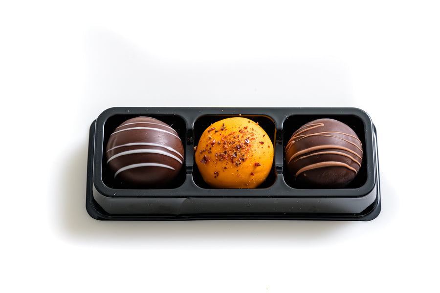 Reserved Chocolate - Luksus Trøffel Romkugler - Æske med 3 stk.